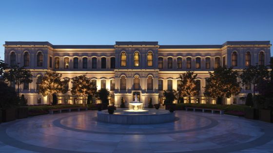 FOUR SEASONS HOTEL ISTANBUL  AT THE BOSPHORUS